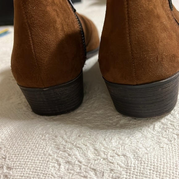 American Rag Booties (8) - Picture 4 of 6